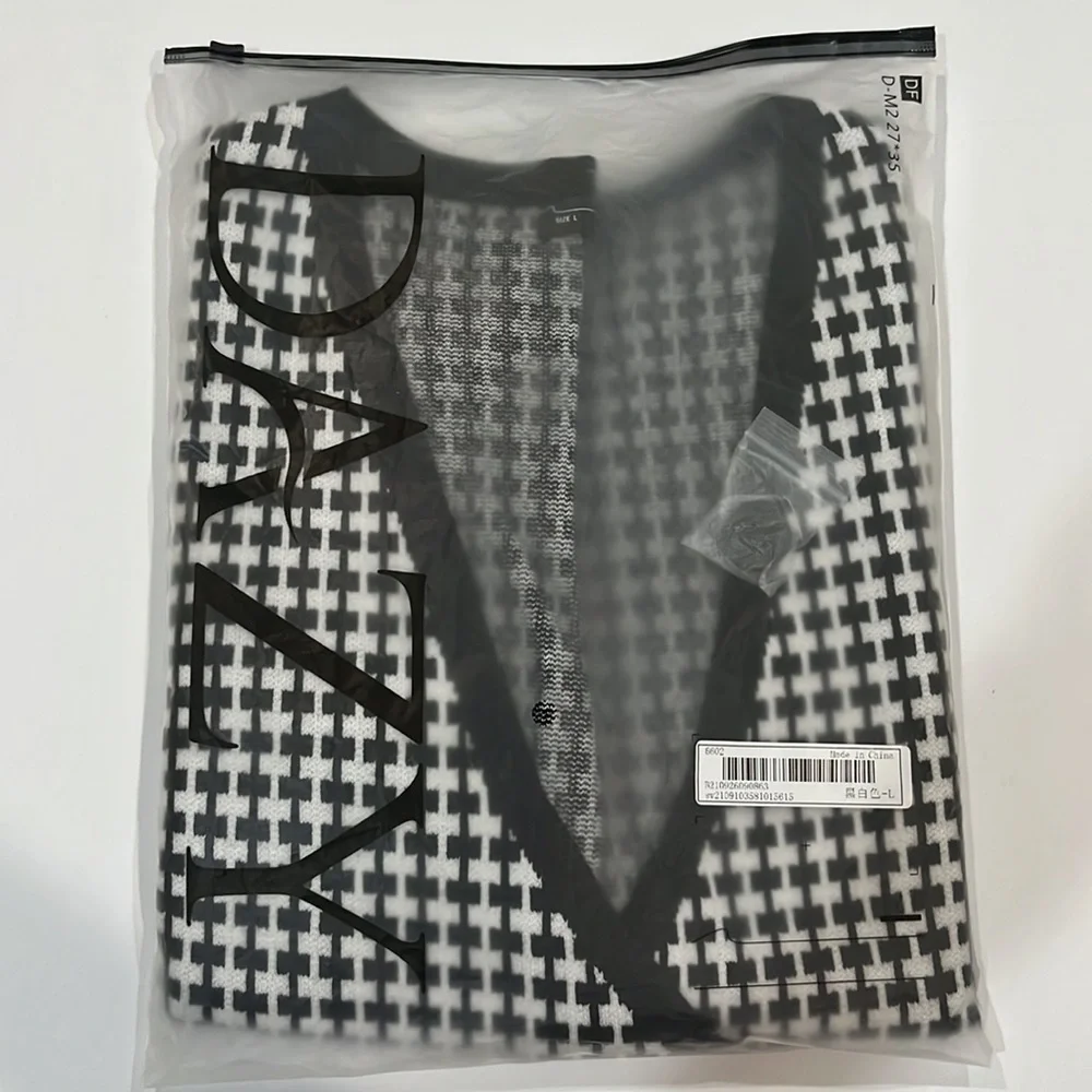 DAZY geo pattern double breasted sleeveless cardigan 🐚 - Picture 7 of 7